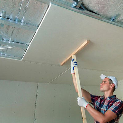 Bom preço borda afilada à prova de som decorativa da placa de gipsita de 4x8 9.5mm para interno on-line