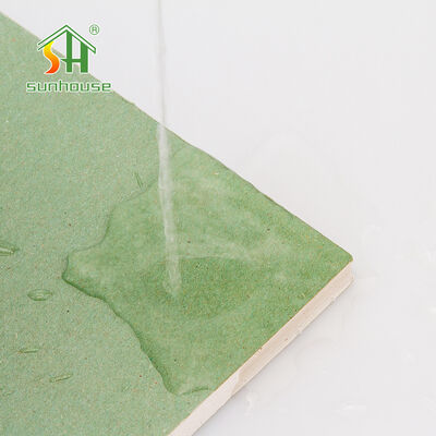 Bom preço Placa de Gesso Resistente à Umidade 18mm 1220x2440mm Placa de Drywall Leve para Paredes Internas on-line